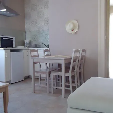 Apartment House Of Garden Dragano