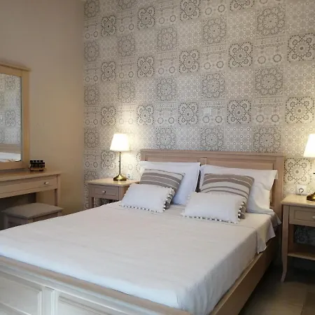 House Of Garden Apartment Dragano